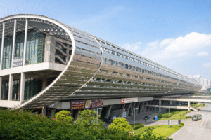 20260107 0957 Ampliación de Estación remix 01kec8errkfzmv02nr5nzj41jw